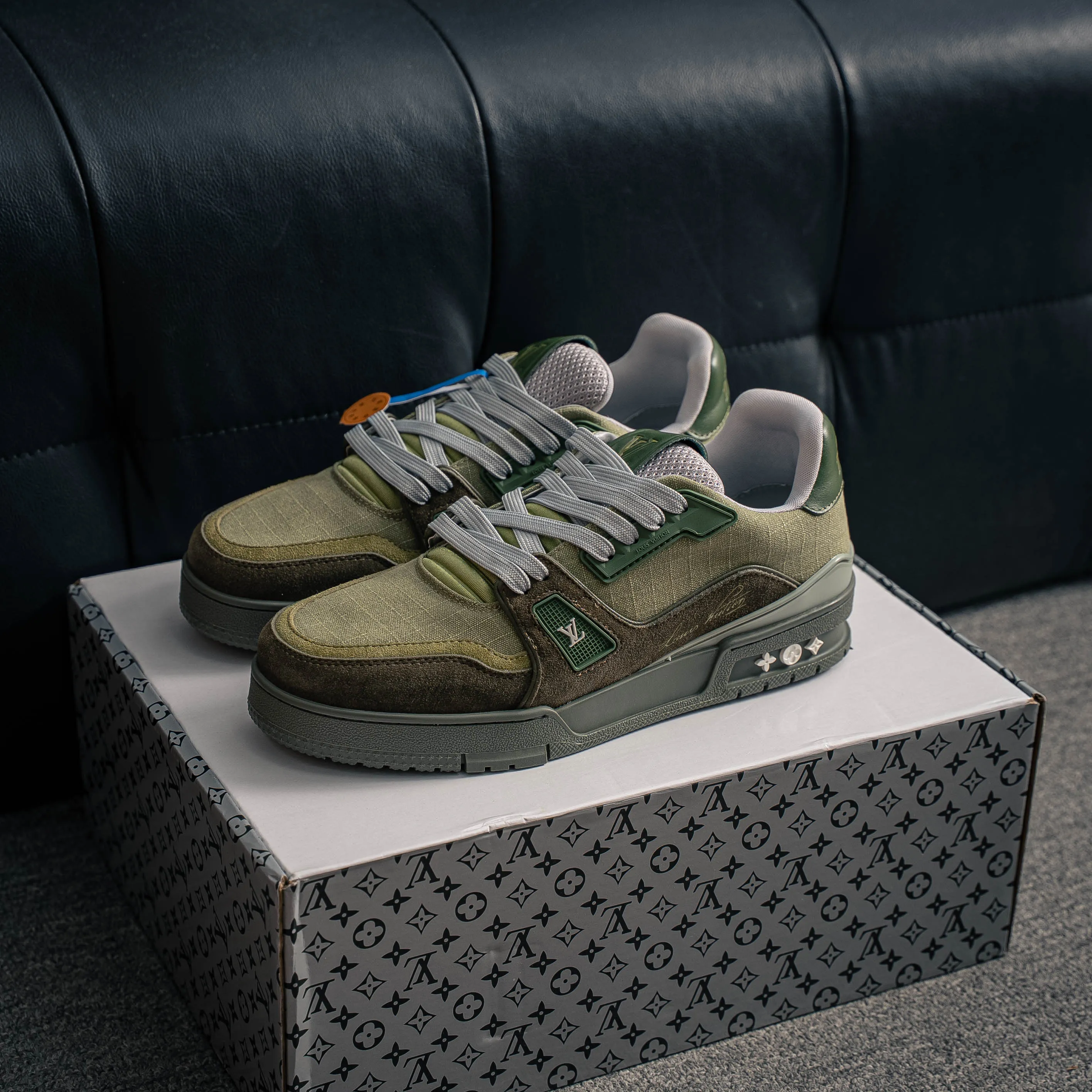 【L 2 】 Premium LV Classic New Arrival ✦ 1:1 ， ， ✦ Cowhide Leather Shoes ， LOGO ✦ + ，